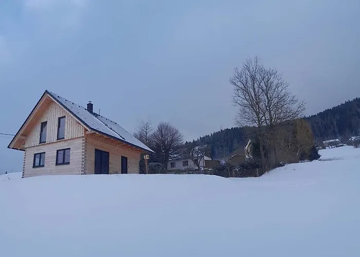 Bobrstajn Semesterbostad