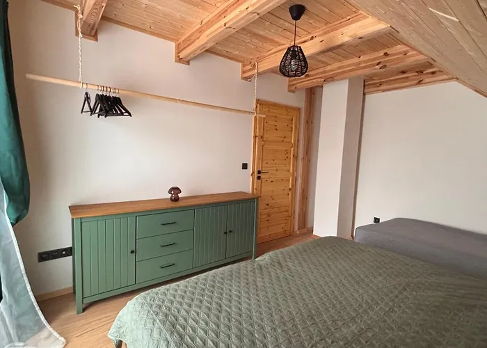 Bobrstajn Semesterbostad Žacléř